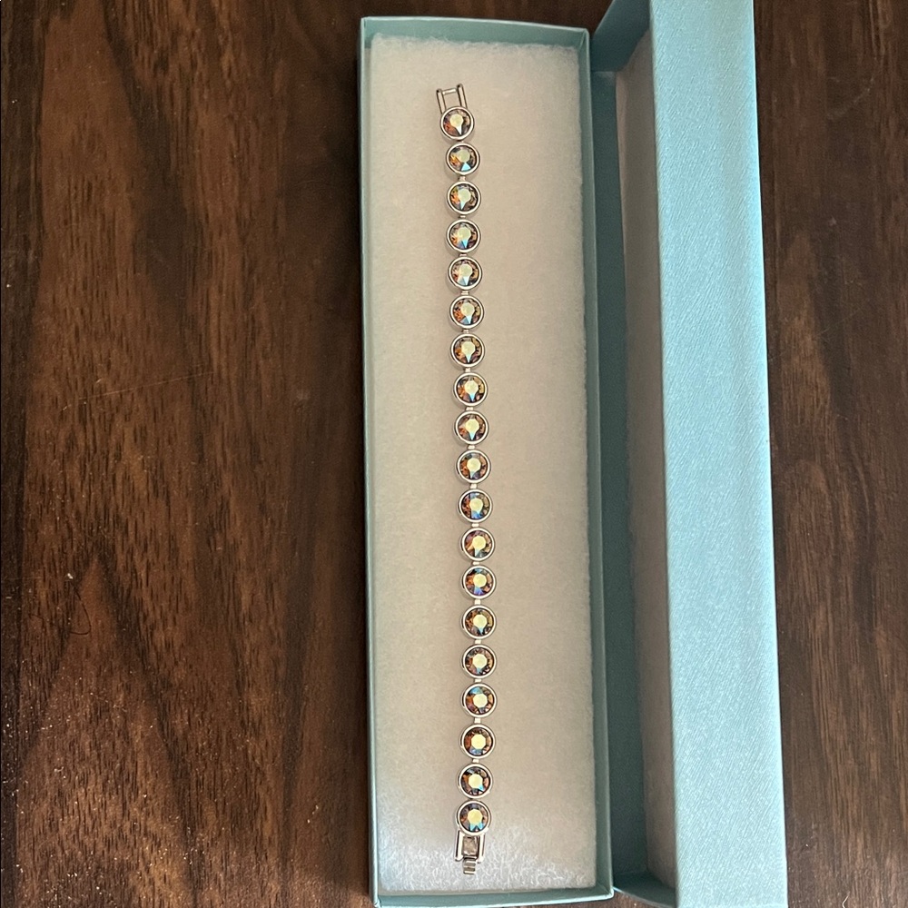 Touchstone Crystal Silver Shimmery Ice Braclet
